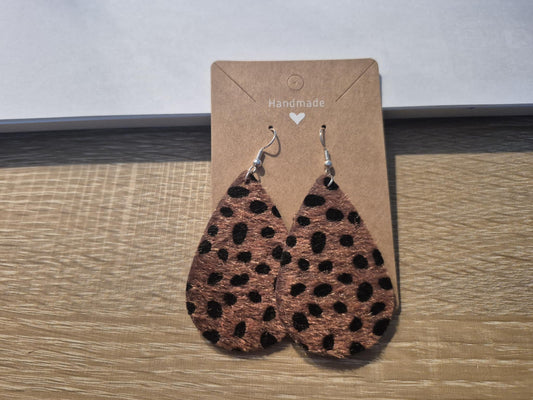Boucles d'oreilles pendantes SAVANA- LARME à motif Léopard