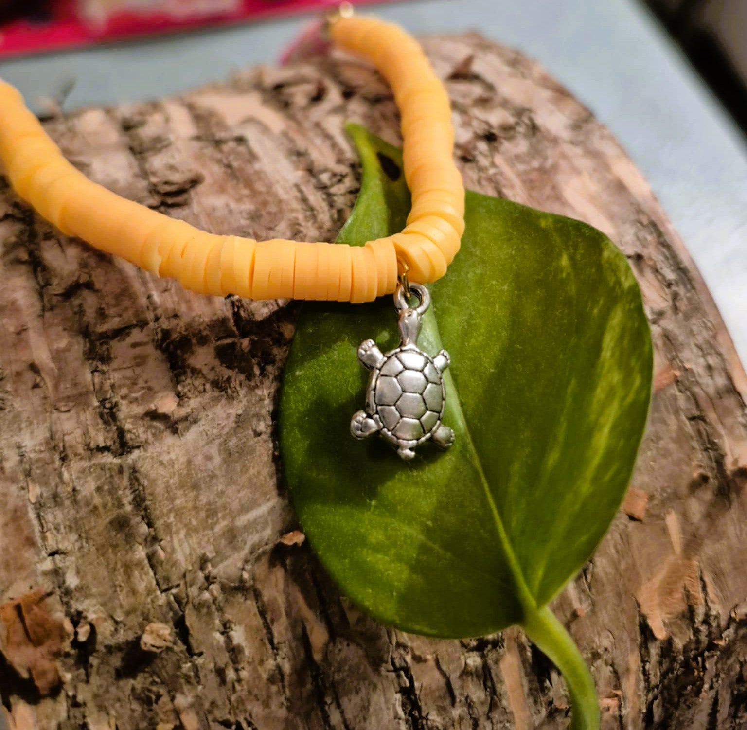 Collier Heishi Tortue argentée