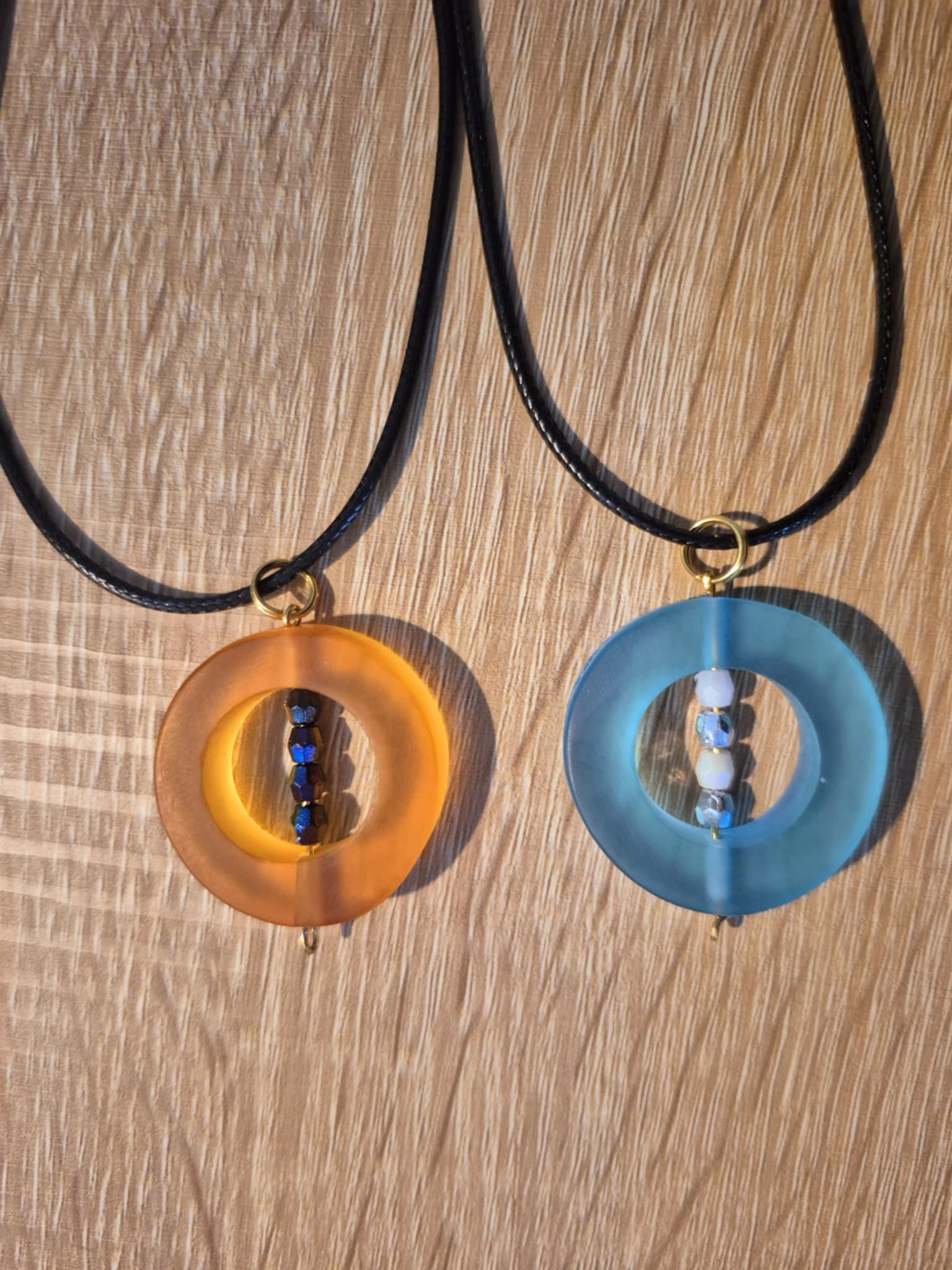 Colliers minimalistes ronds - 2 versions